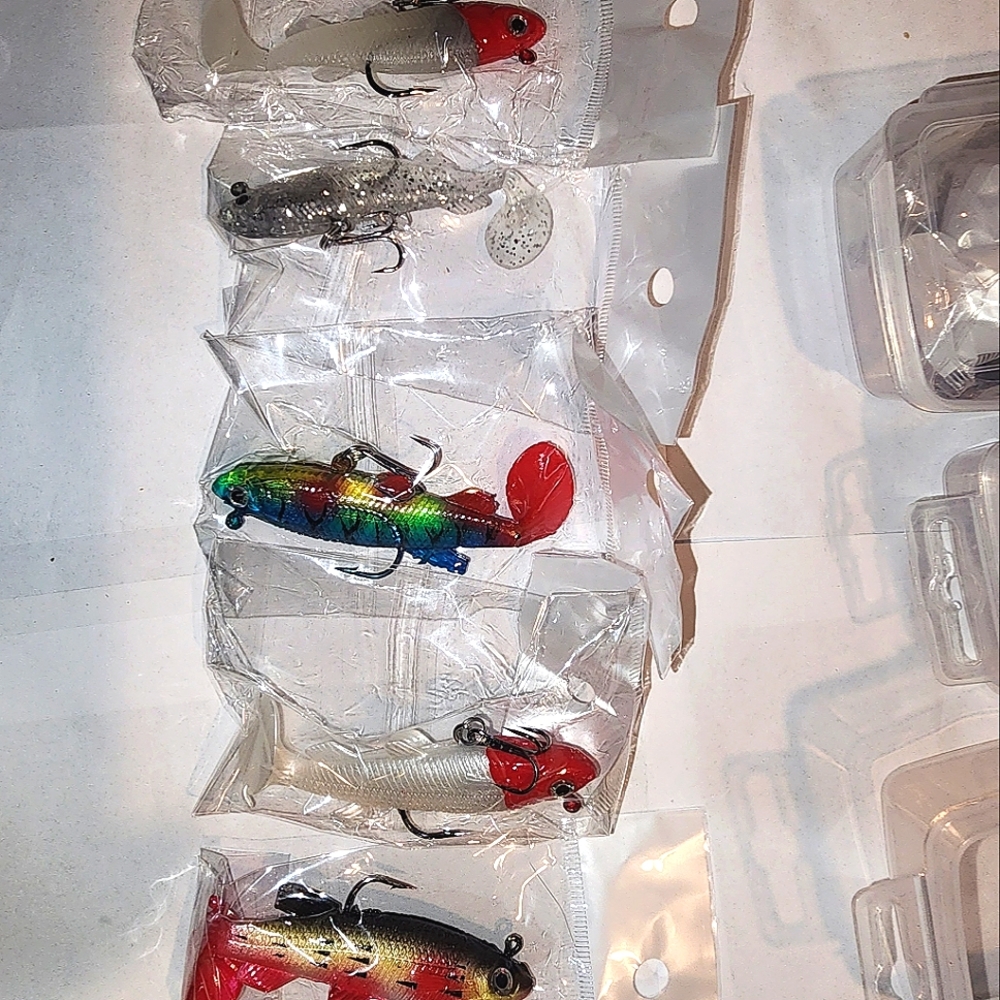 5ct pack of minnow lures